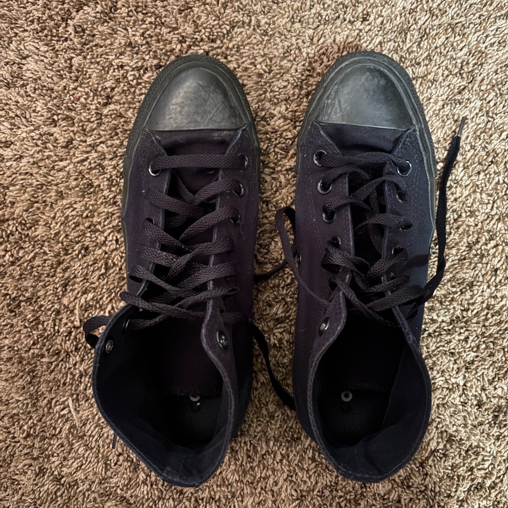 Converse Black High-Tops